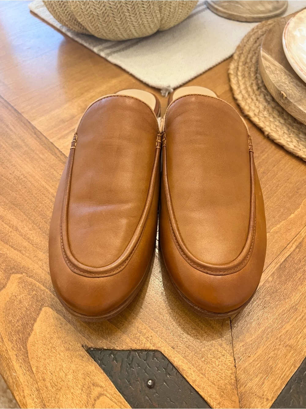 NWT Frye women’s Slip-On Leather Loafers in Cognac Brown